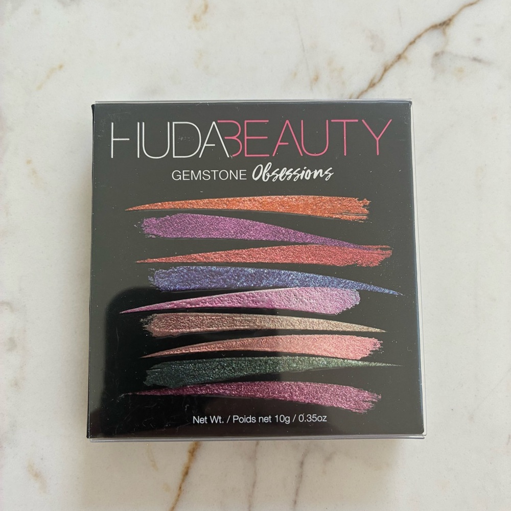 HUDA BEAUTY gemstones obsession Palette. Gorgeous colours! Brand new in package